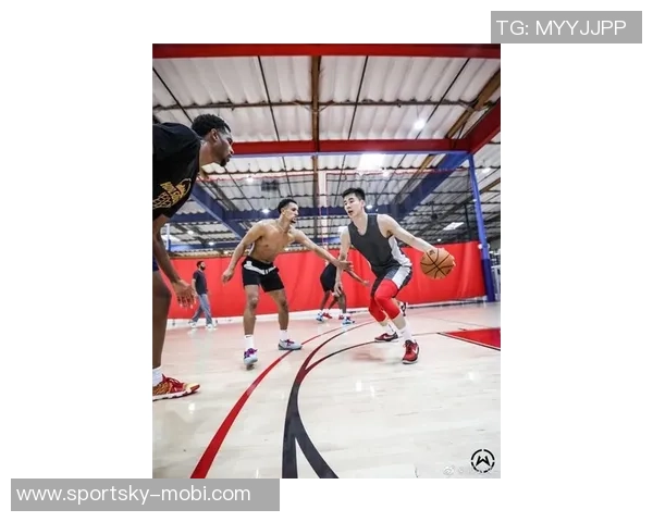 媒体人分析曾凡博未来发展建议健康完成CBA后参加NBA训练营 媒体人分析曾凡博未来发展建议健康完成CBA后参加NBA训练营